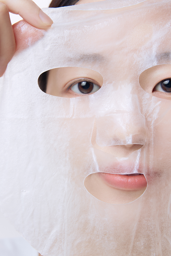 🌙 저녁 케어: 세안 → 마스크팩 → 재생크림 / 집중 보습 & 장벽 케어